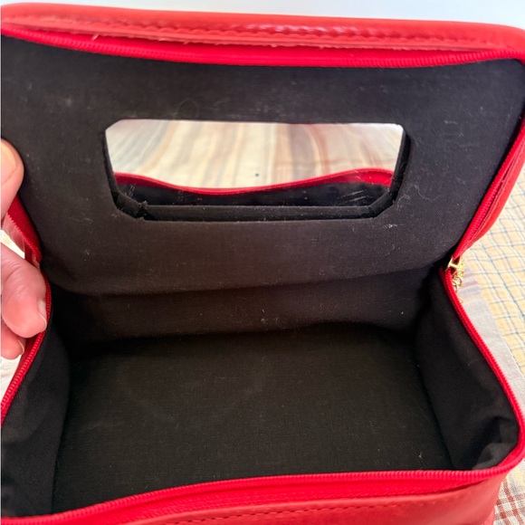 Vintage Coach Chubby Cosmetic/Travel Case - Red (#6925) - Picture 10 of 10